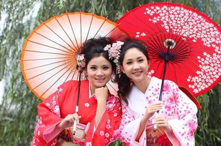 「日本語」20 年来，日本女高中生都流行过怎样的时尚？