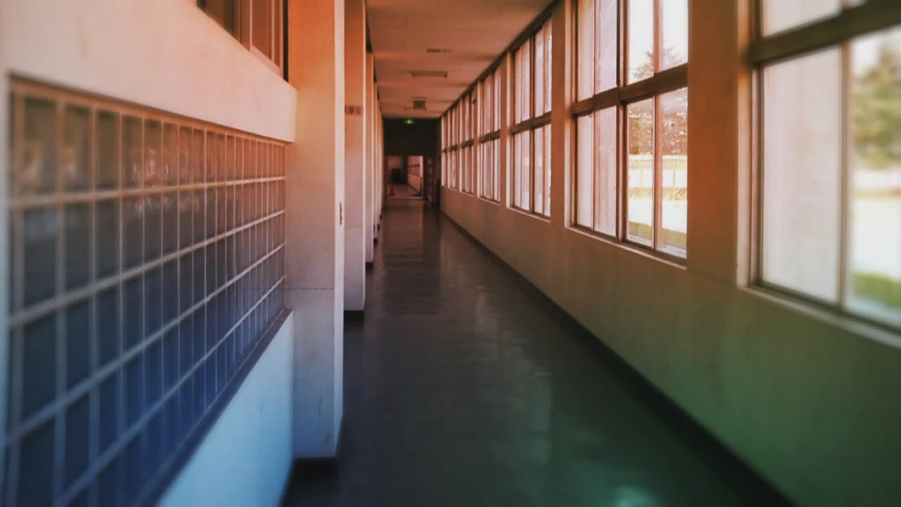 听歌学日语：《粉雪》